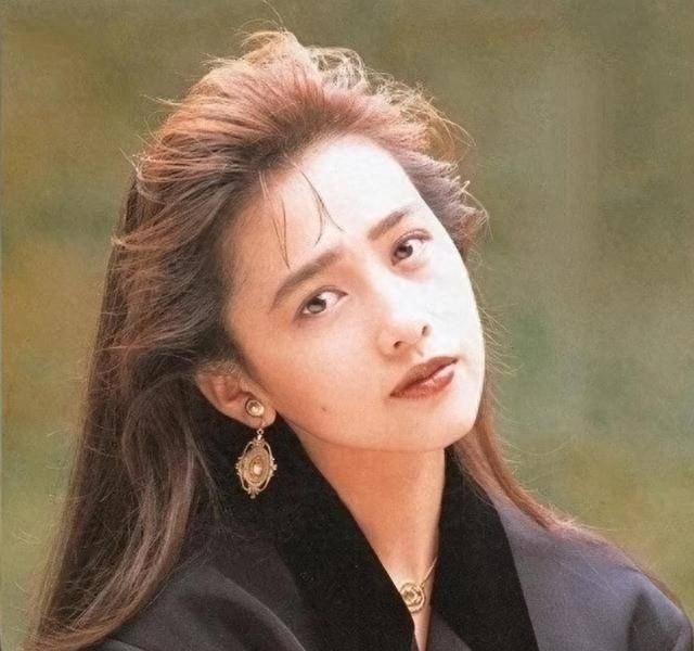 日本昭和时代五大绝色美女，惊艳了一个世纪，你最中意哪一位？