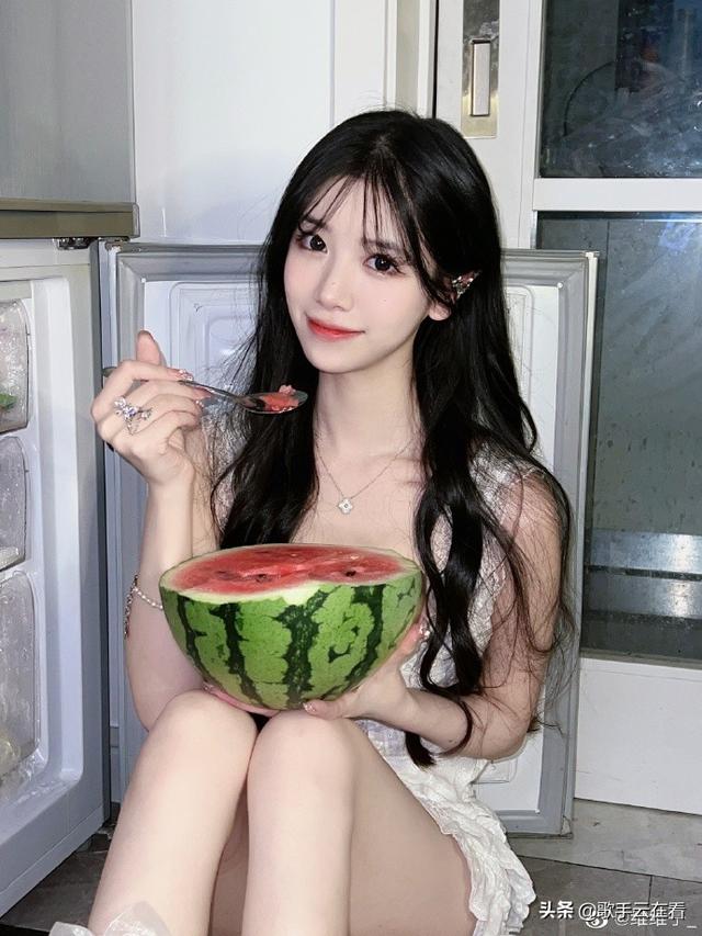 云南美女维维子迷人写真欣赏，好漂亮啊