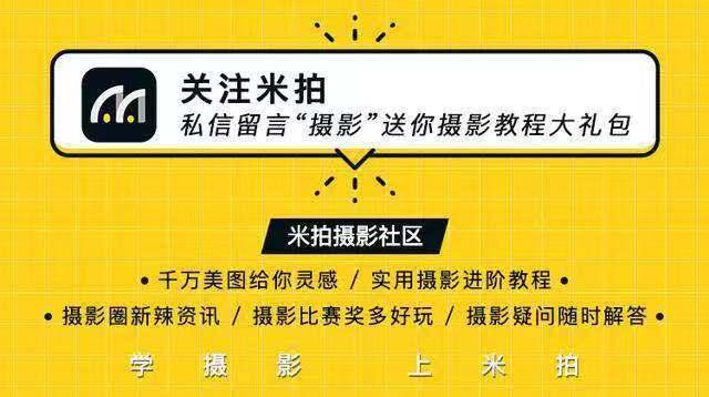 小姐姐在漆皮沙发上拍写真，情绪感十足