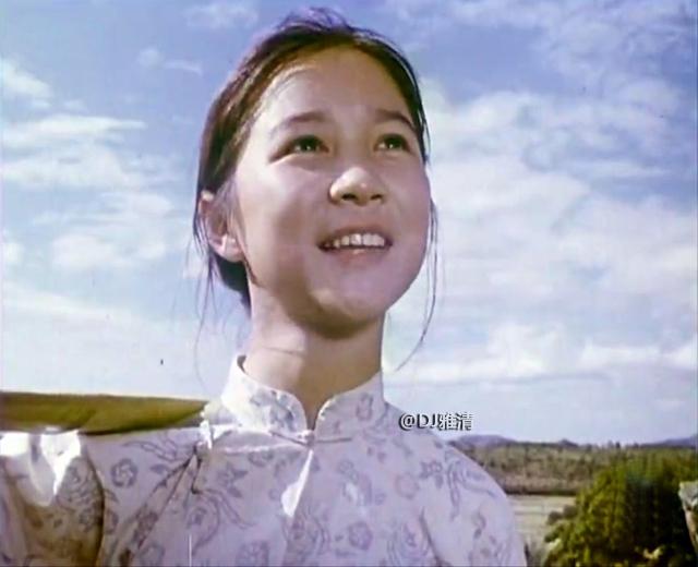 45年后 老电影《海霞》演员今昔照 5位美女已老 多位老戏骨已去世