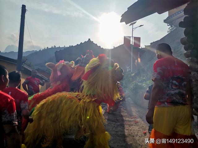 做客金秀县滴水村，大瑶山乡村的民俗风情有什么特别体验？