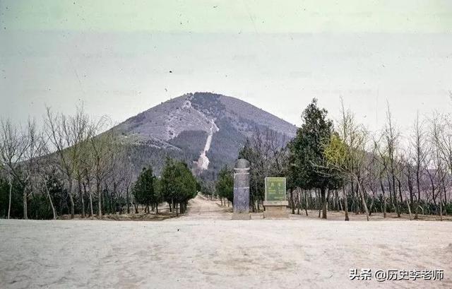 武则天墓前有61个无头石像，千百年来成谜，1971年被两位农民解开