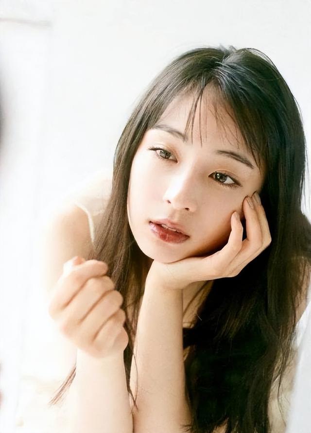 石原里美仅排第7，第1名没争议，日本女星评选的10大最美女神