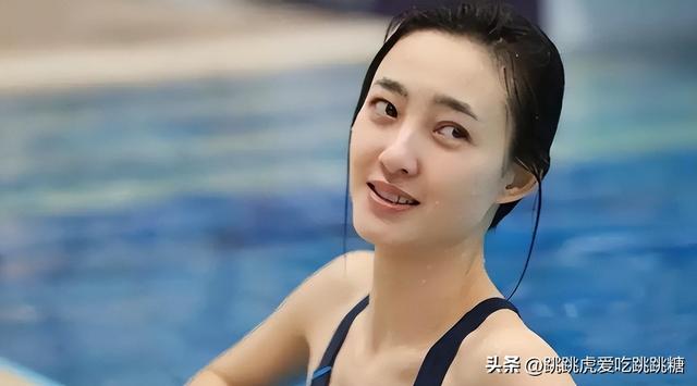 有种“照妖镜”叫纯素颜，这4位女星卸妆前后，完全无差别