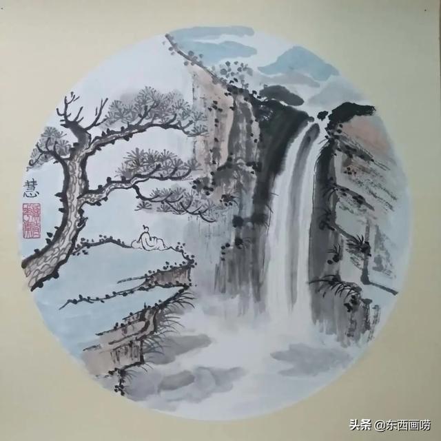 伊朗女画家，用“脚”都能画出一片天空，你有这份坚持吗？