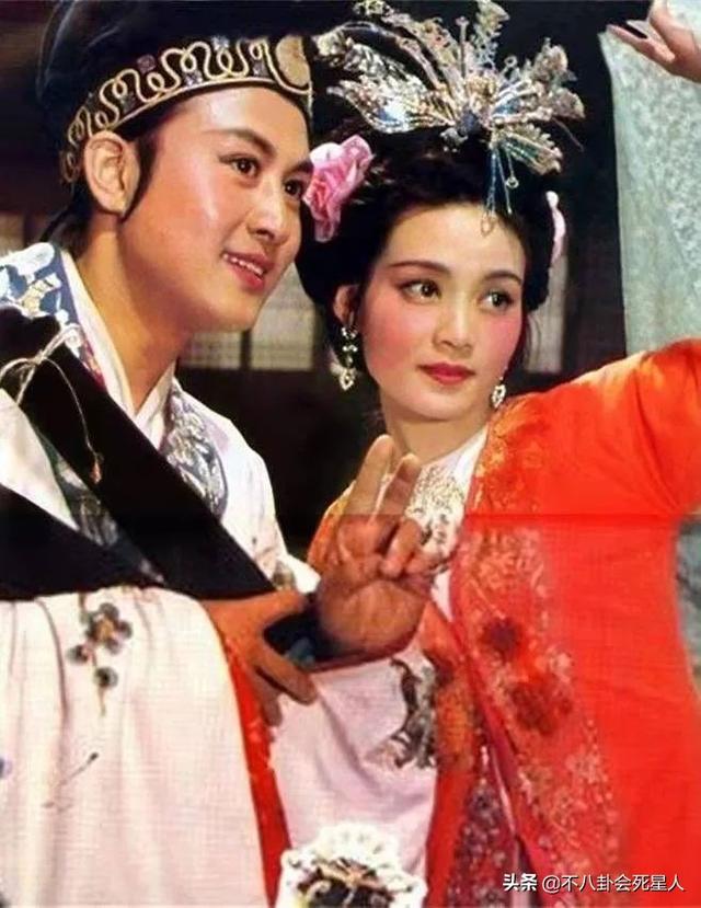 内地“顶级女神”，不打针不整容，个个自然老去，有皱纹也很美