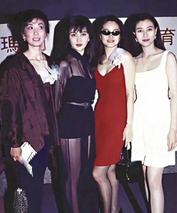 娱乐圈众所周知，美女如云，大大小小的美女形态各异