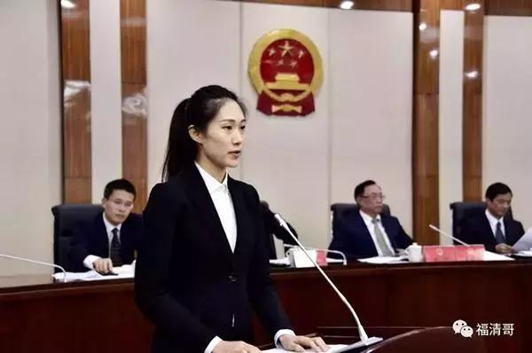 这位“90后”美女副市长火了！到底是啥来头？官方发话了……