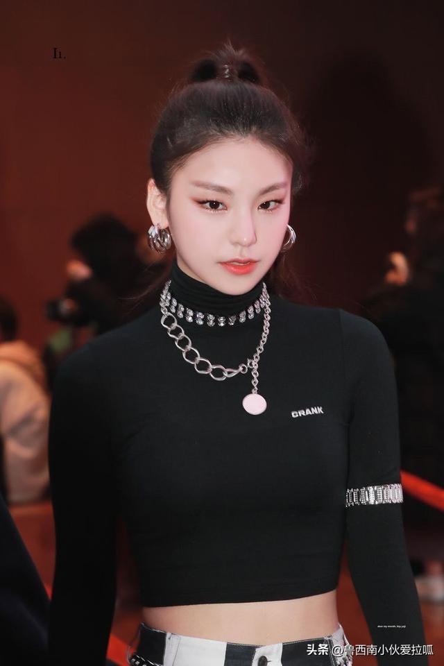 猫系美女BLACKPINK Jennie、aespa 宁宁、ITZY 礼志、NewJeans Haerin