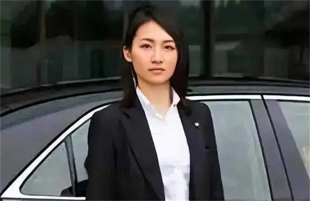 安倍贴身女保镖：杀人0.2秒，徒手击败10名壮汉，首相遇刺她在吗