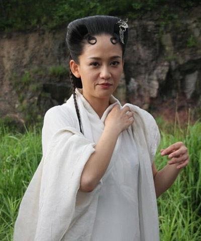 14位“古装奇丑”的女星，别人穿古装是斗艳，她们犹如公开处刑