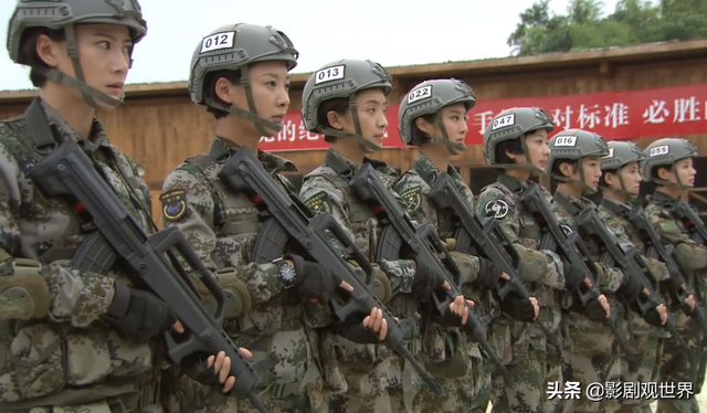 《我是特种兵之火凤凰》丨8位女战士实力夸张，男兵遇见智商减半