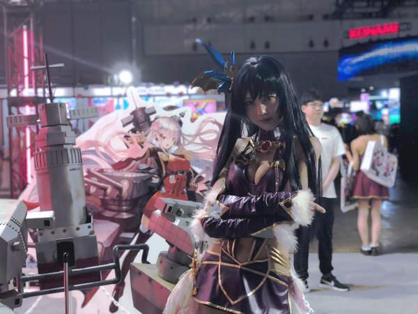 TGS 2018展台Showgirl合集 皮裤爆乳让人目不转睛