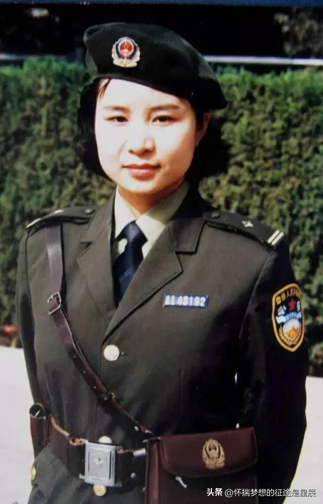 警服历史上短暂装备过的95式女警贝雷帽