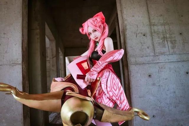 还原度很高的孙尚香cosplay 性感美胸美腿福利 清新小萝莉