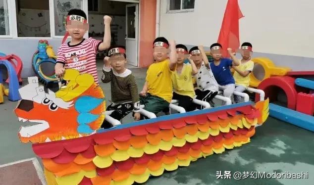 摸你的腿，亲你的嘴？西安幼儿园惊人一幕外流：辣眼睛