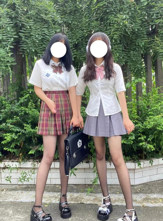 黑丝控图集，性感美女黑丝jk制服