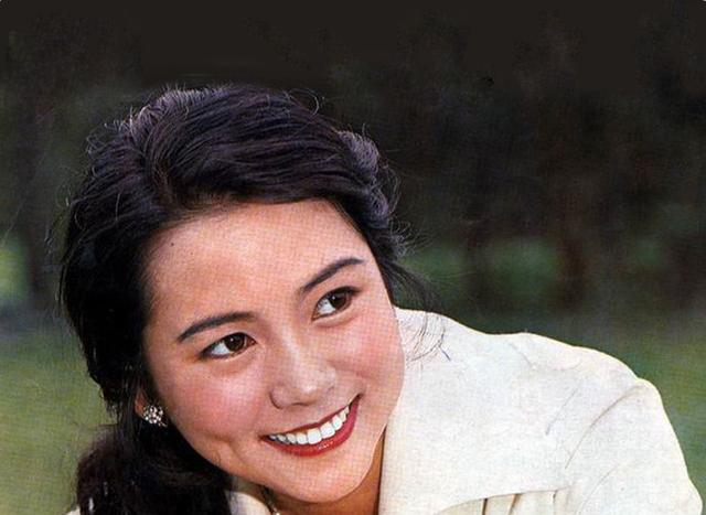 老照片：80年代18位绝色美女明星