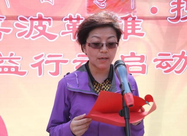 11万人围观“美人谷”美女包包子叠被子戴帕子，全州群团助力脱贫公益行动美美的启动了！