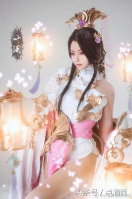 云梦出美女(长腿美女楚留香手游，云梦掌门叶澜cosplay~)