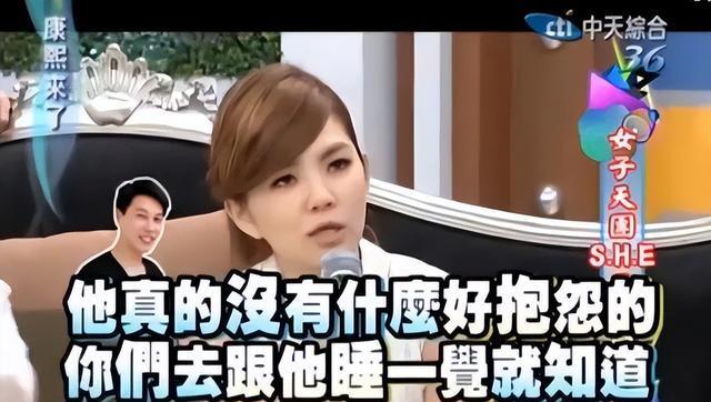 自曝产后漏尿，“全裸”直播生子惹争议：41岁的她，还是天后！