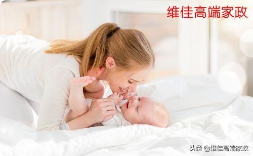 今天就来跟大家聊一聊关于乳头小白点和小白泡的处理