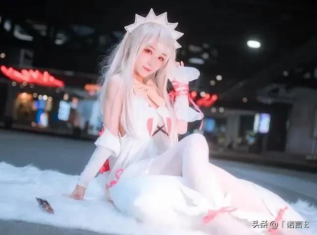 漫展爱穿白丝的美女coser，为啥现实中很少看到？