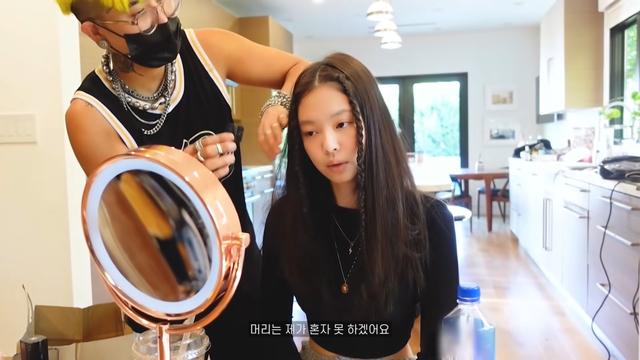 BLACKPINK Jennie美国豪宅曝光大晒豪华级私人泳池、衣帽间