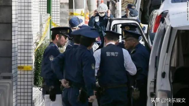 日本知名男星杀女友被捕！十几岁女友胸口中刀，意识清醒送医抢救