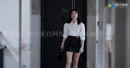 杨采钰演大美女我服气，走出来背好挺、腿好直杨采钰的体态和站姿