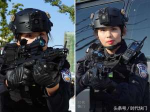 钢枪美女(不爱红装爱武装英气逼人美女特警手握钢枪腰插左轮美到爆)