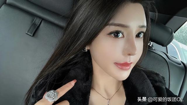 网络美女金希儿 - 微密圈合集主题秀翘臀美腿诱惑写真