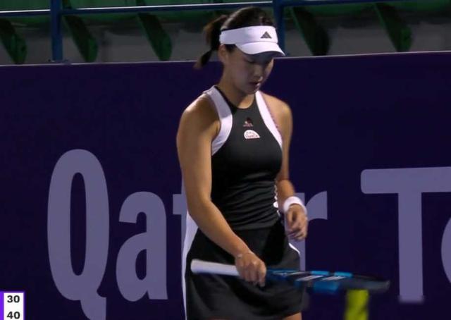 2-0爆冷，中国女网喜讯：00后美少女横扫10号种子，约战前