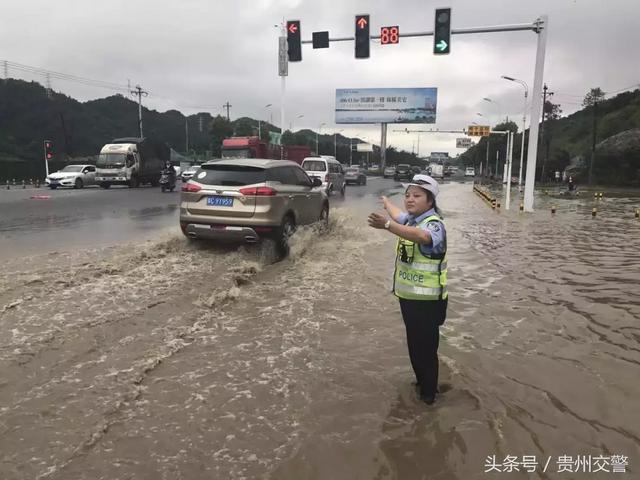 女神来了！贵州警花的美，您都看见了吗？