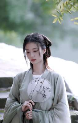 美女张美(国内古典美女的代表，绝世姿容，必将成为顶级流量，10张美图集)