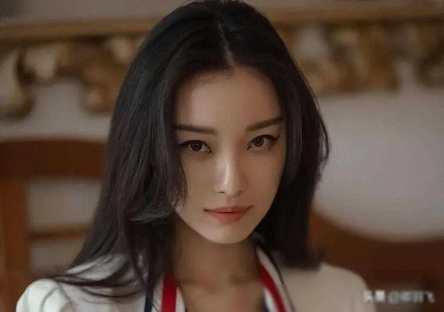 天生“狐狸眼”的4位女星，个个妩媚灵动，都是绝色美女