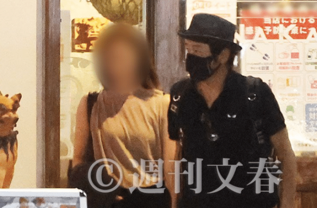 中森明菜众叛亲离被老父斥责无情，近藤真彦魅力不减收服90后美女