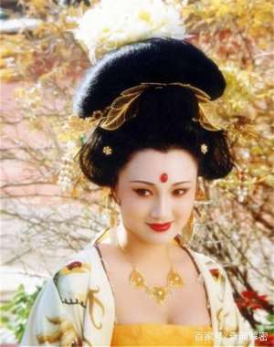 杨妮美女(80年代最值得追忆的5位女明星，个个自然美，老照片见证玄机)