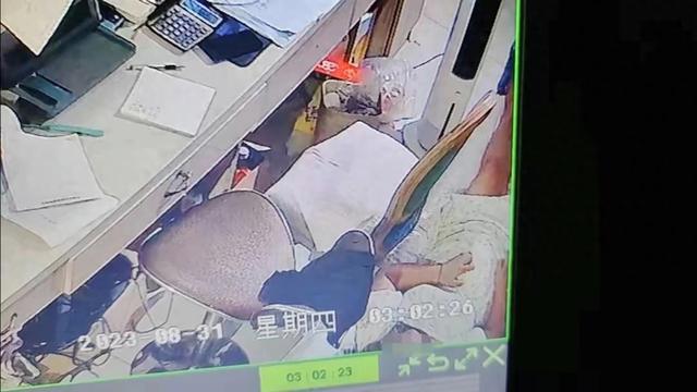 江苏扬州酒店女员工夜班睡觉，遭男子偷掀裙子！警方：已立案调查