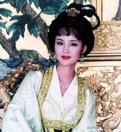 盘点90年代内地古装美女，没想到她们曾经那么美？