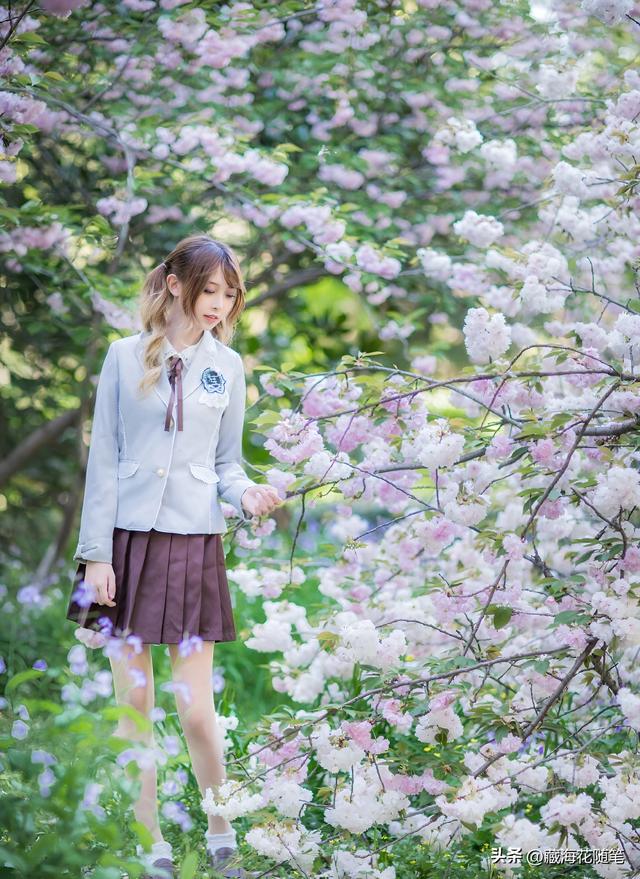 JK 制服少女水嫩风情百变写真