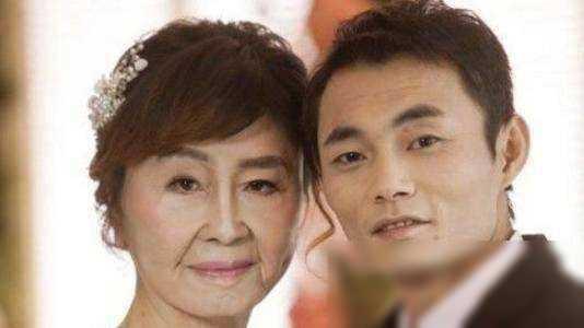 80后宝妈生完孩子后，一夜变成“老太太”，最后生活怎么样？