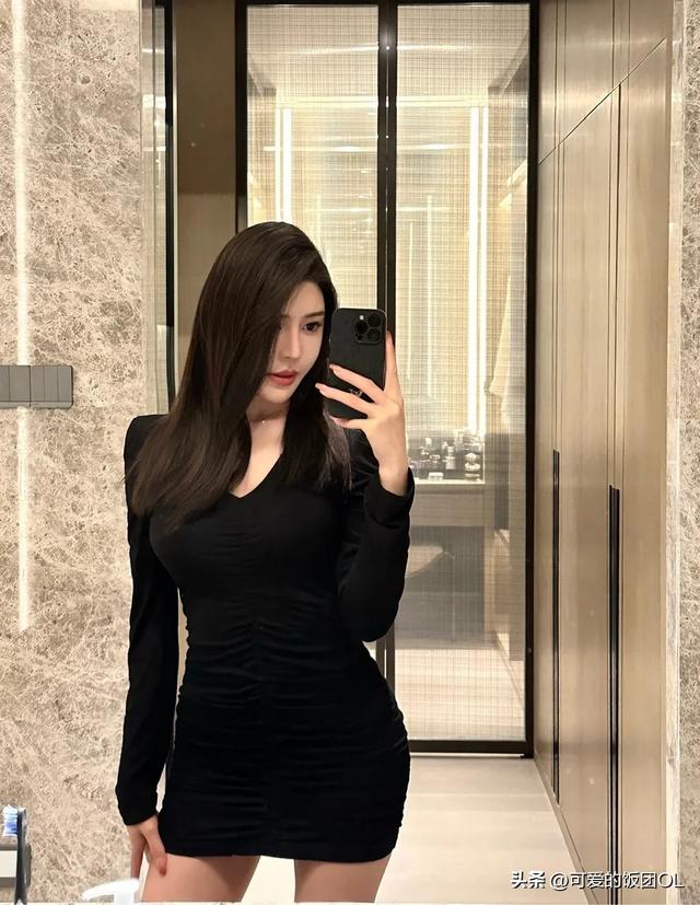 网络美女金希儿 - 微密圈合集主题秀翘臀美腿诱惑写真