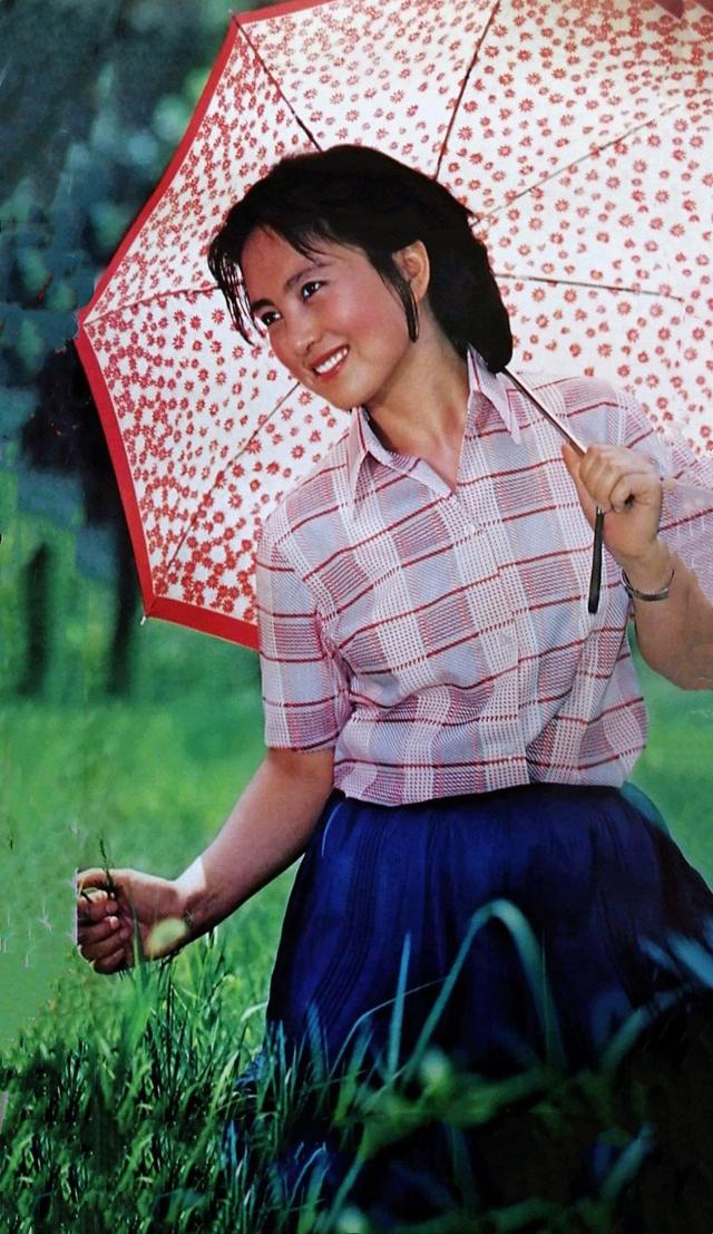 80年代15位银幕美人 个个清纯似水却昙花一现 纯天然美女现在太少见